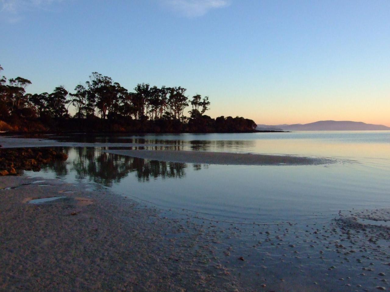 Convict Beach House Saltwater River エクステリア 写真